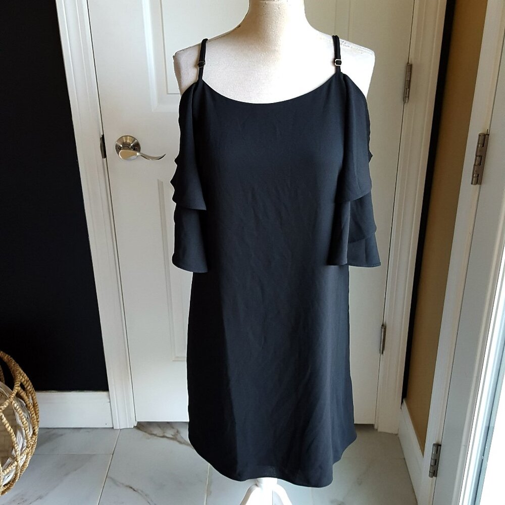 NEW! THALIA SODI Off SHOULDER COCKTAIL DRESS SZ M
